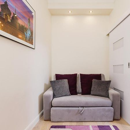 Modern Apartment Lubicz Krakow By Noclegi Renters ภายนอก รูปภาพ