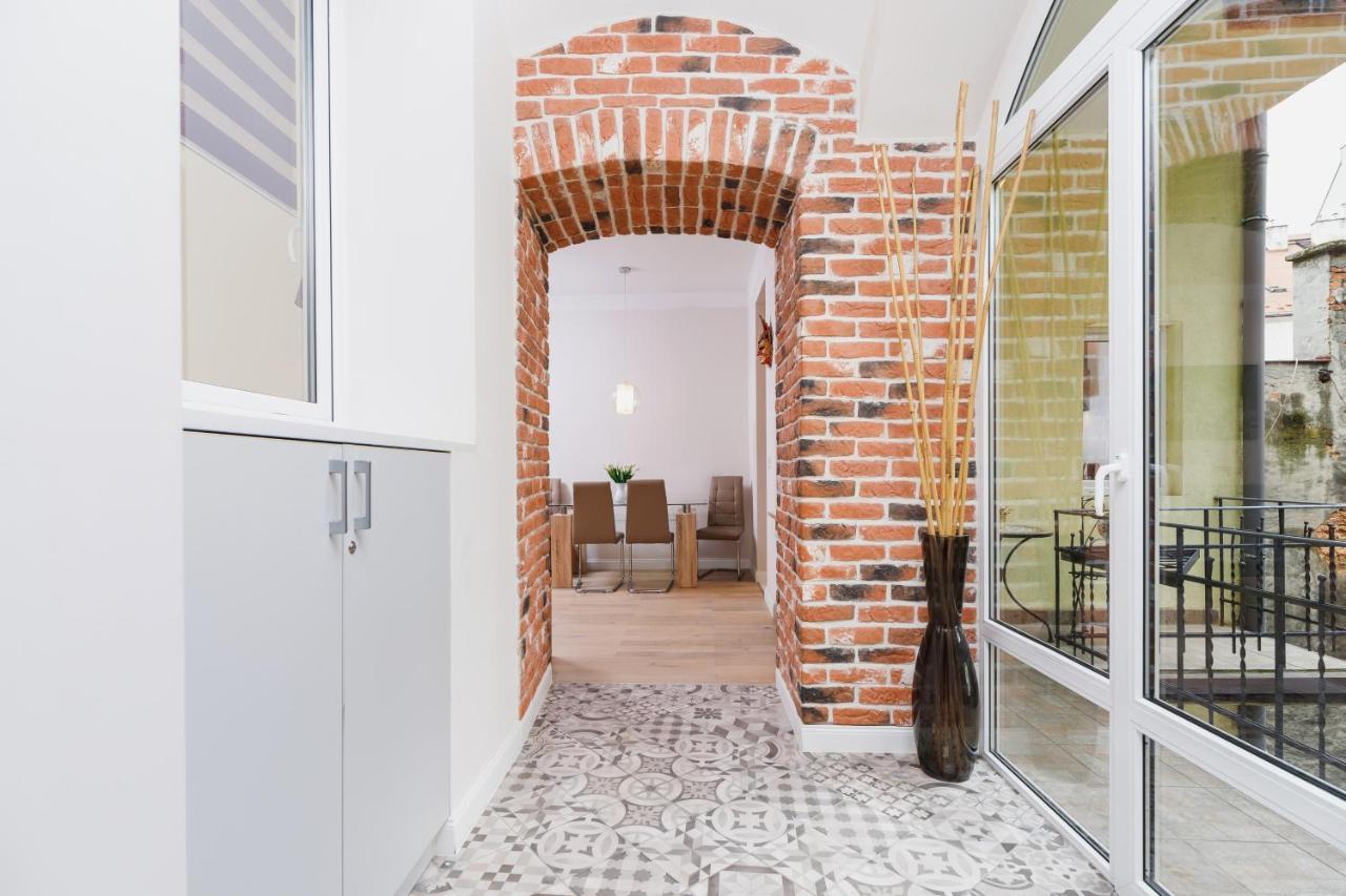 Modern Apartment Lubicz Krakow By Noclegi Renters ภายนอก รูปภาพ